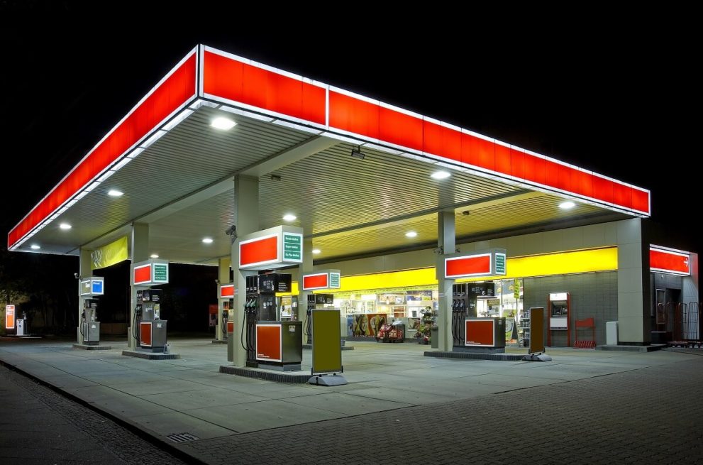 ガソリンスタンドのガラスコーティング