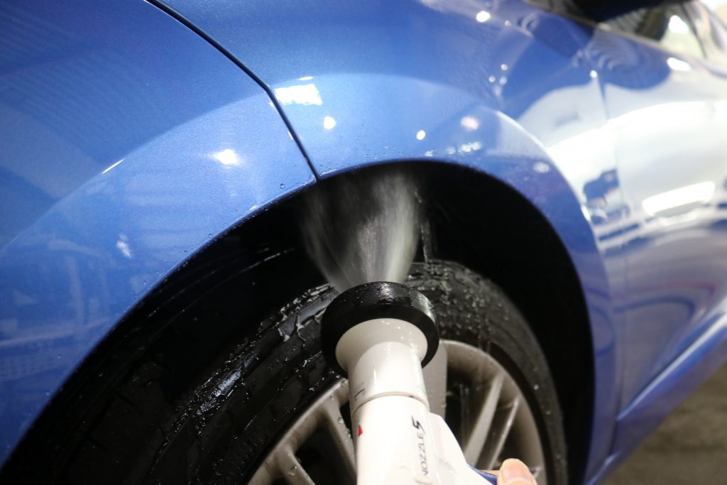 ガラスコーティング　車両水洗い　洗車画像